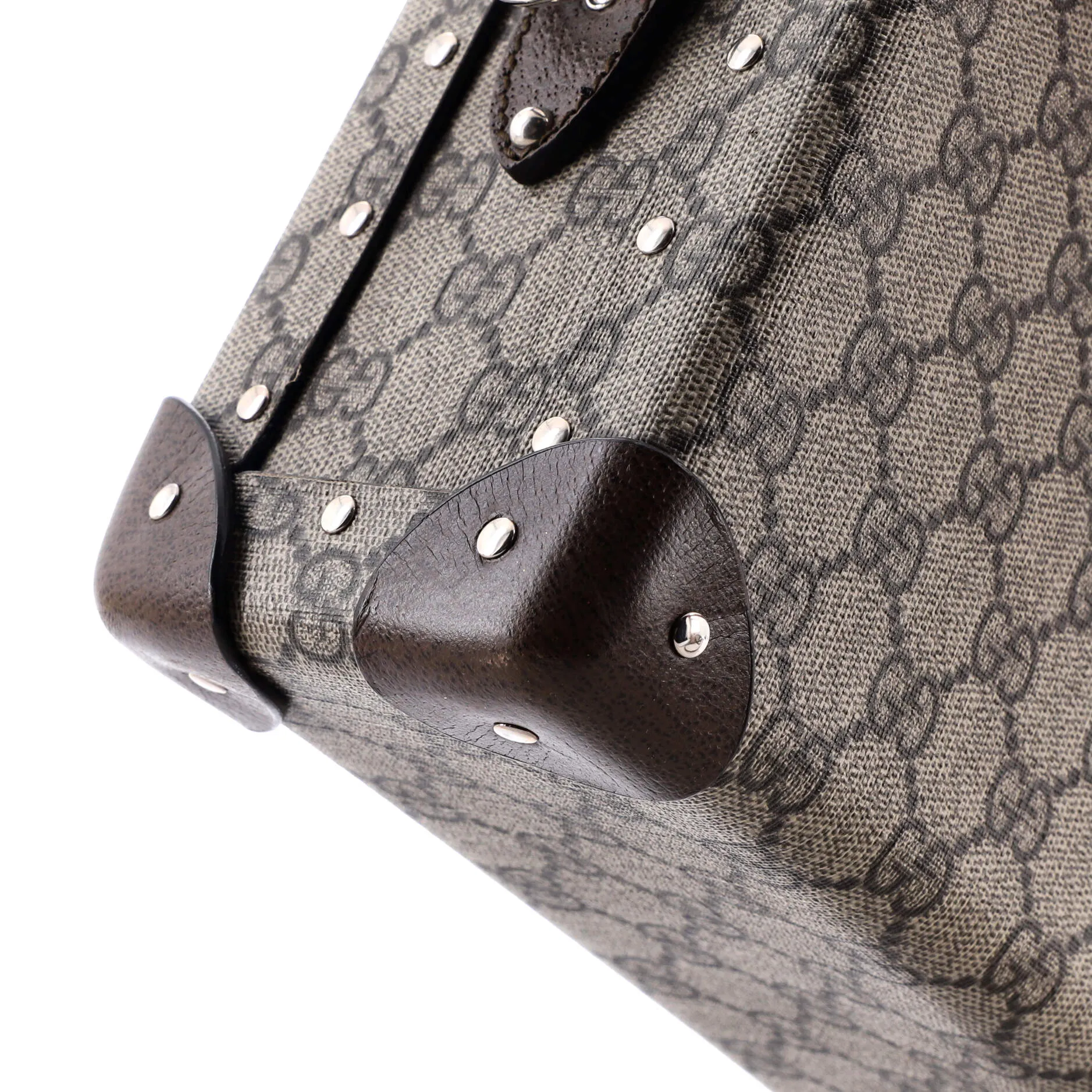 Bamboo Globe-Trotter Vanity Case GG Coated Canvas