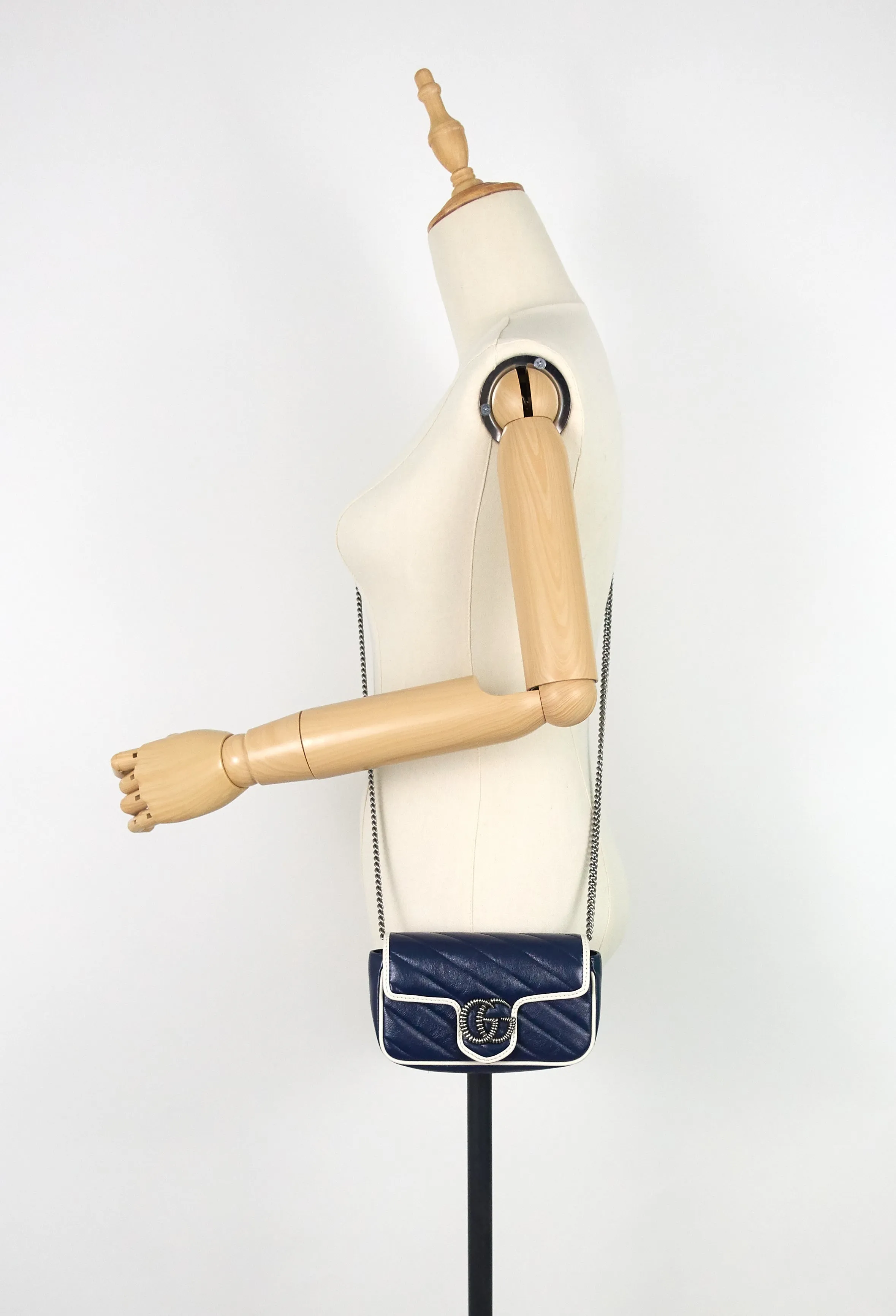 GG Marmont Diagonal Torchon Super Mini Leather Bag