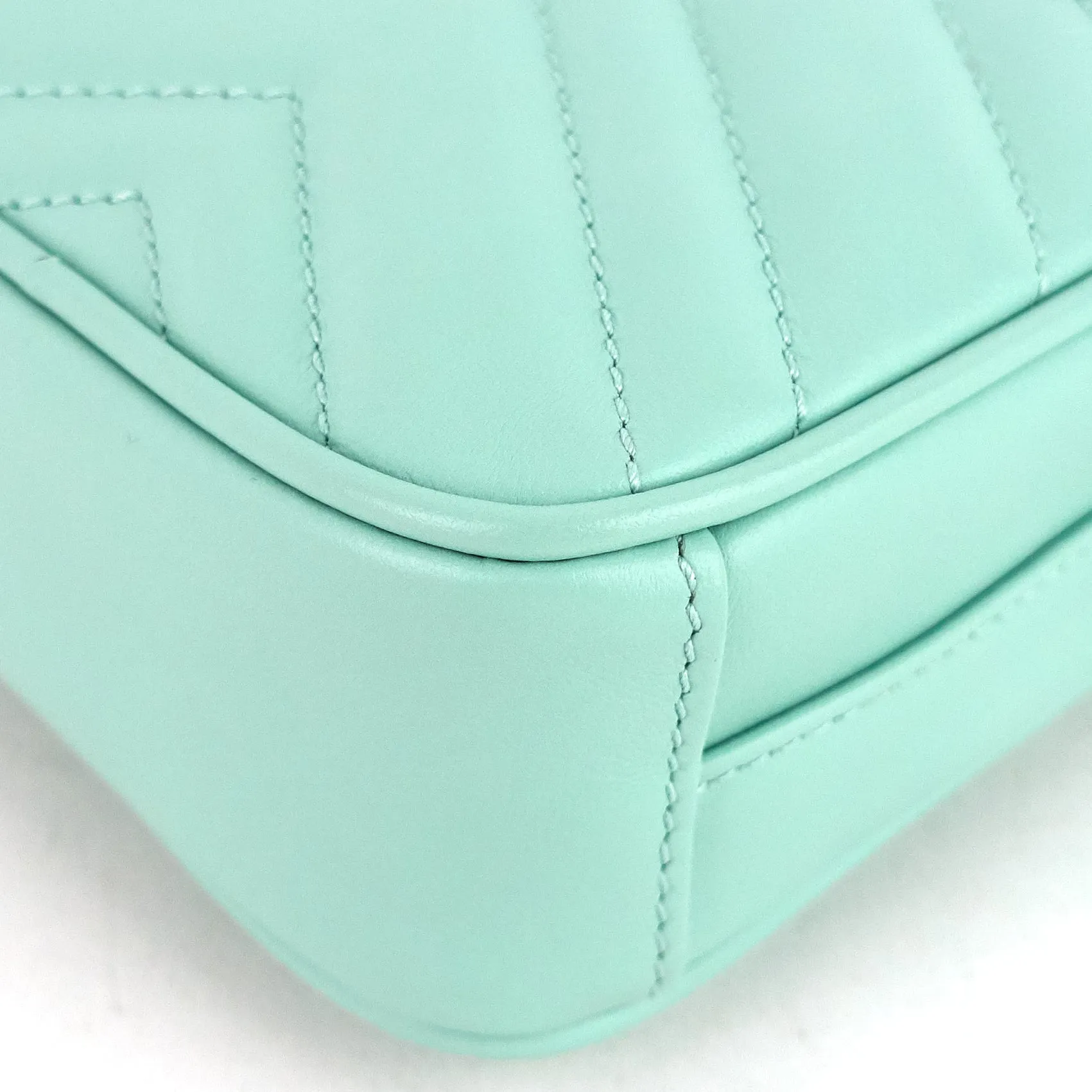 GG Marmont Mini Calfskin Bag