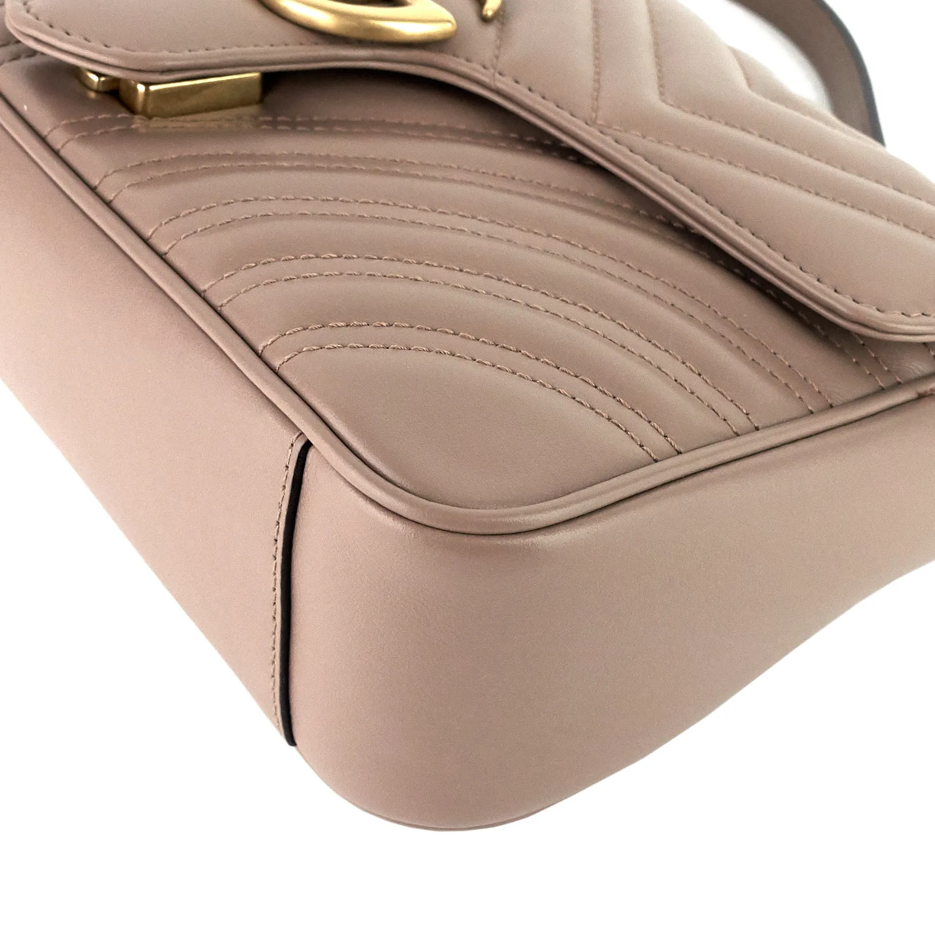 GG Marmont Small Leather Flap Bag