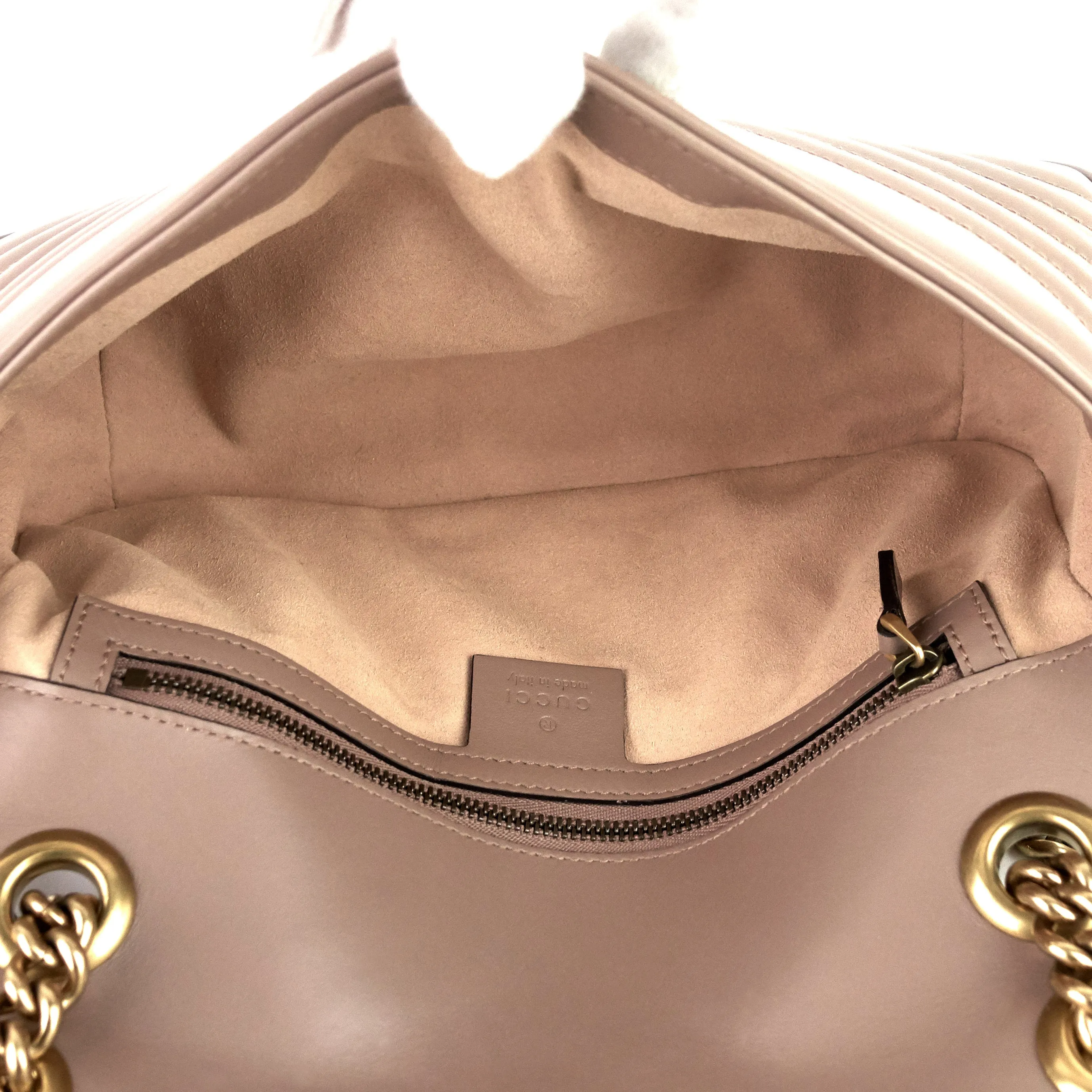 GG Marmont Small Leather Flap Bag