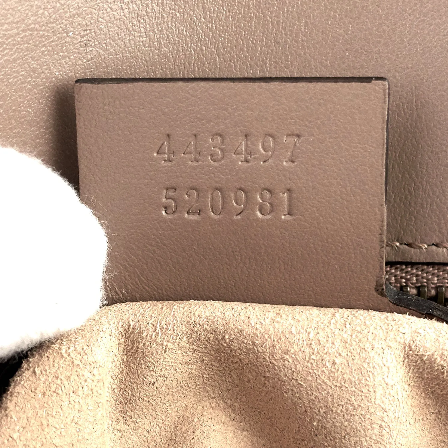 GG Marmont Small Leather Flap Bag
