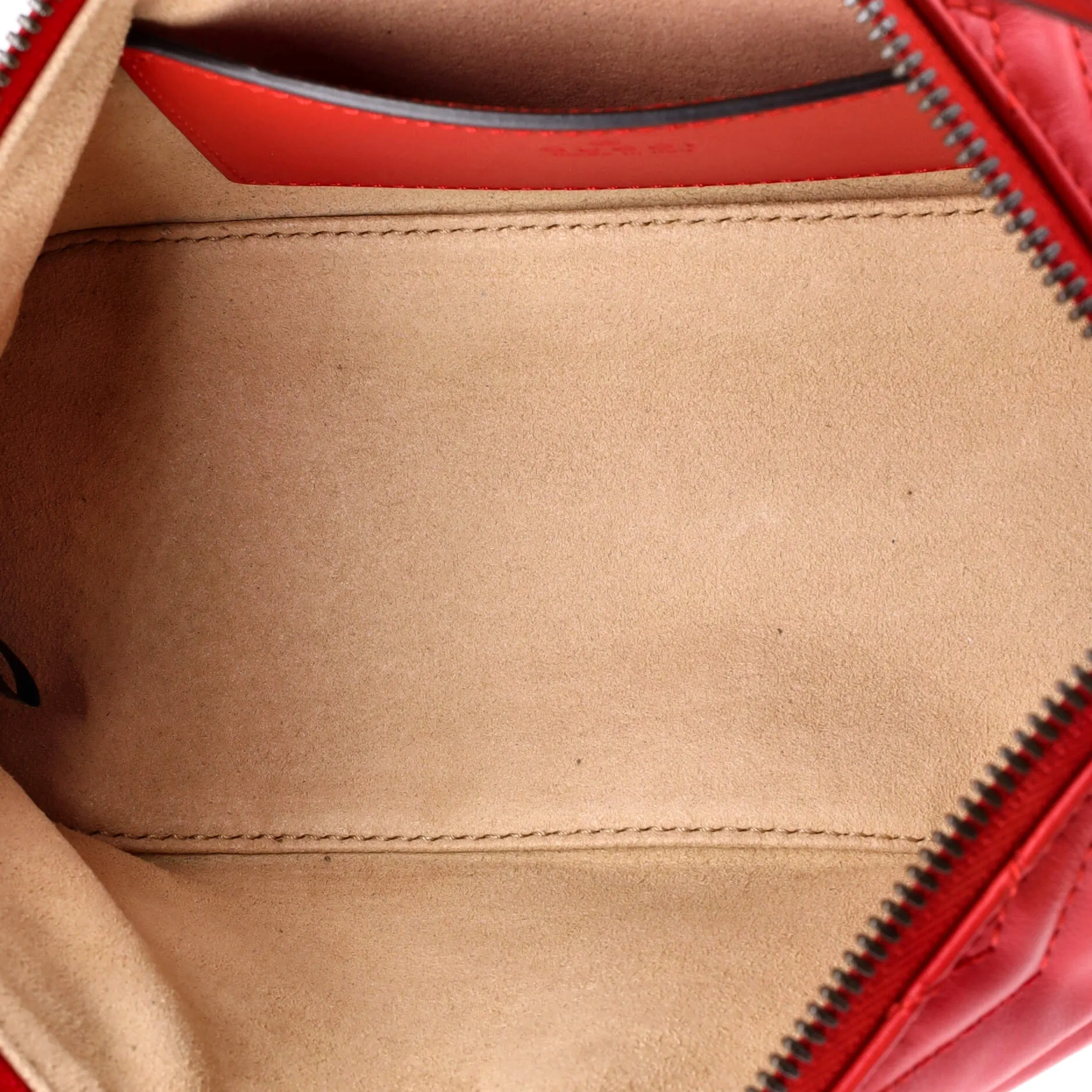 Gucci Gg Marmont Pochette Shoulder Bag