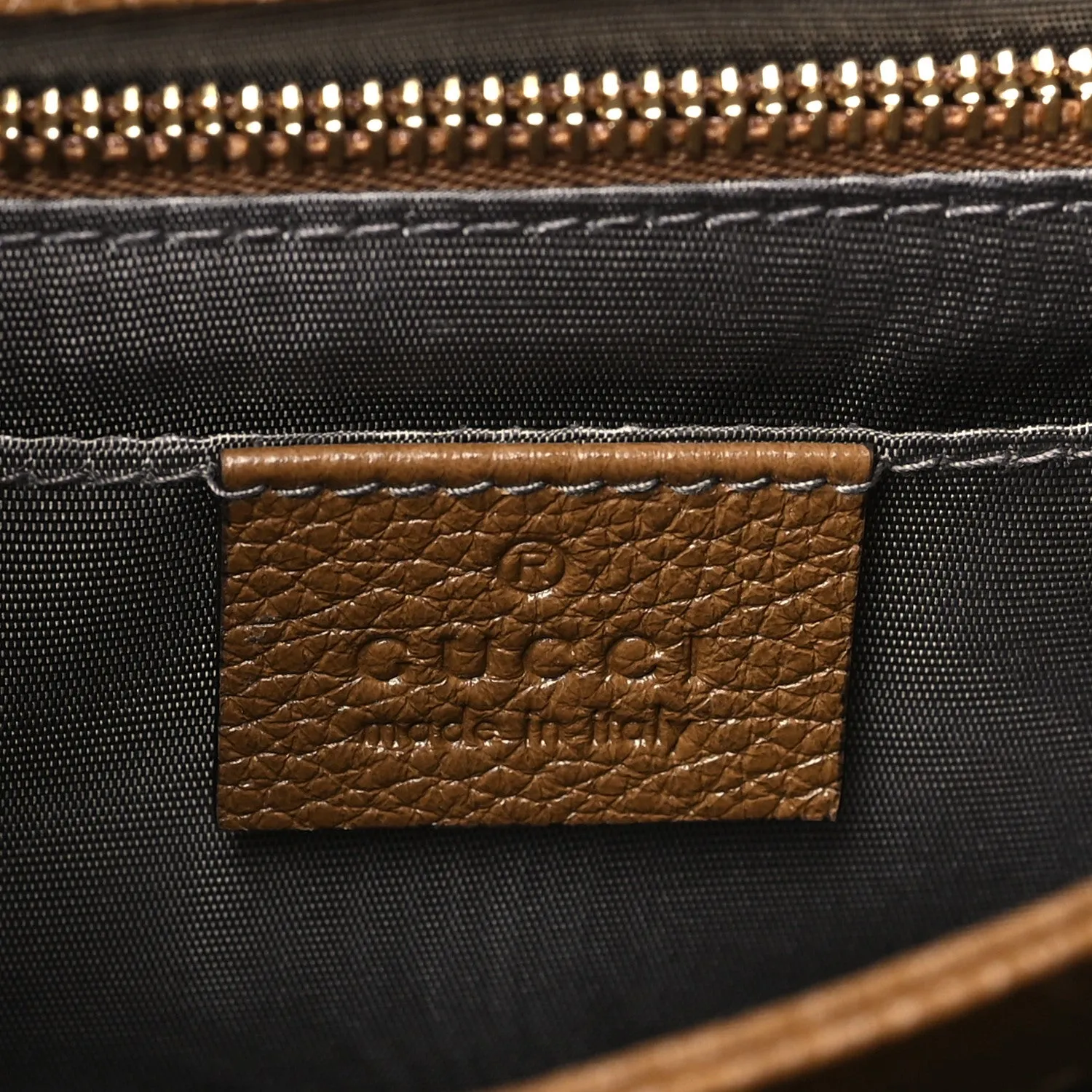Gucci Grainy Calfskin Small Zumi