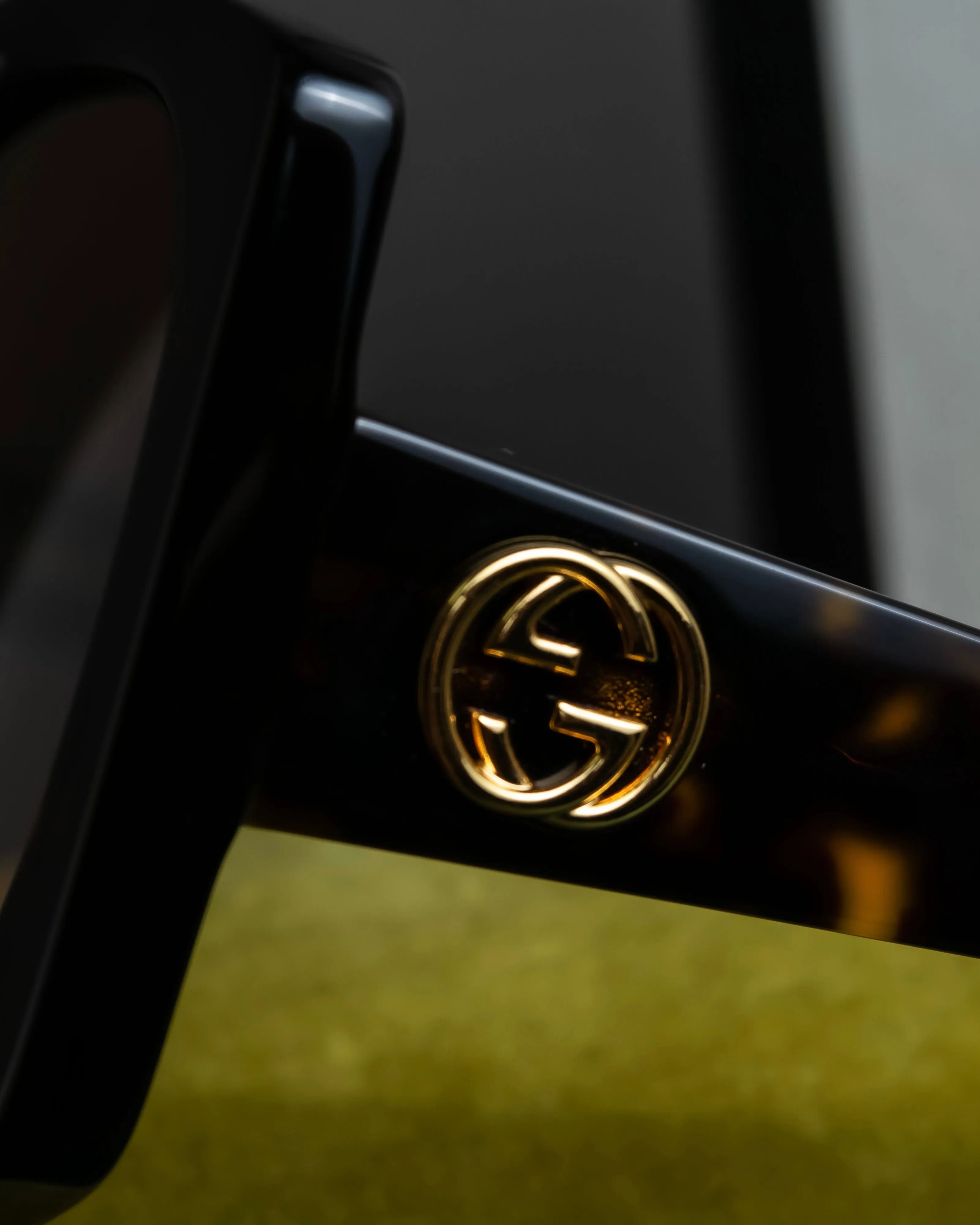 "GUCCI" Geometric frame Interlocking G sunglasses